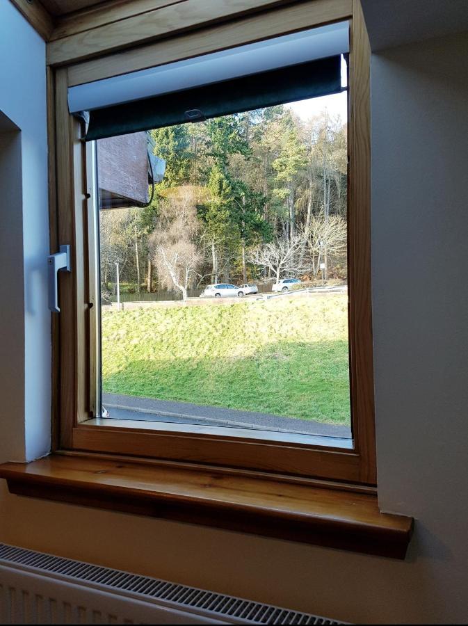 Stylish 2 Bedroom - 2 Miles Inverness City Centre Exteriör bild